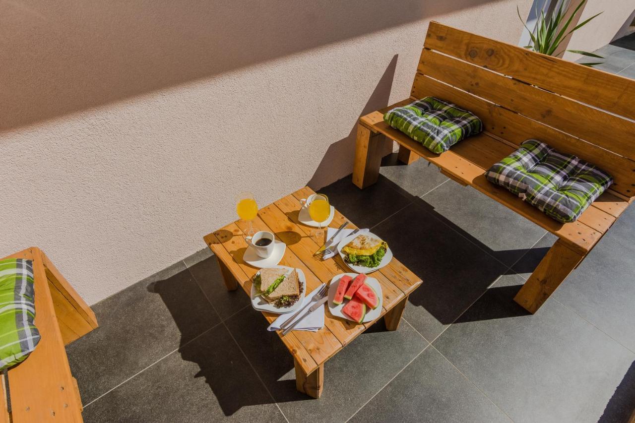 Lovely Apartment M&K In Peaceful Area - Zadar Extérieur photo